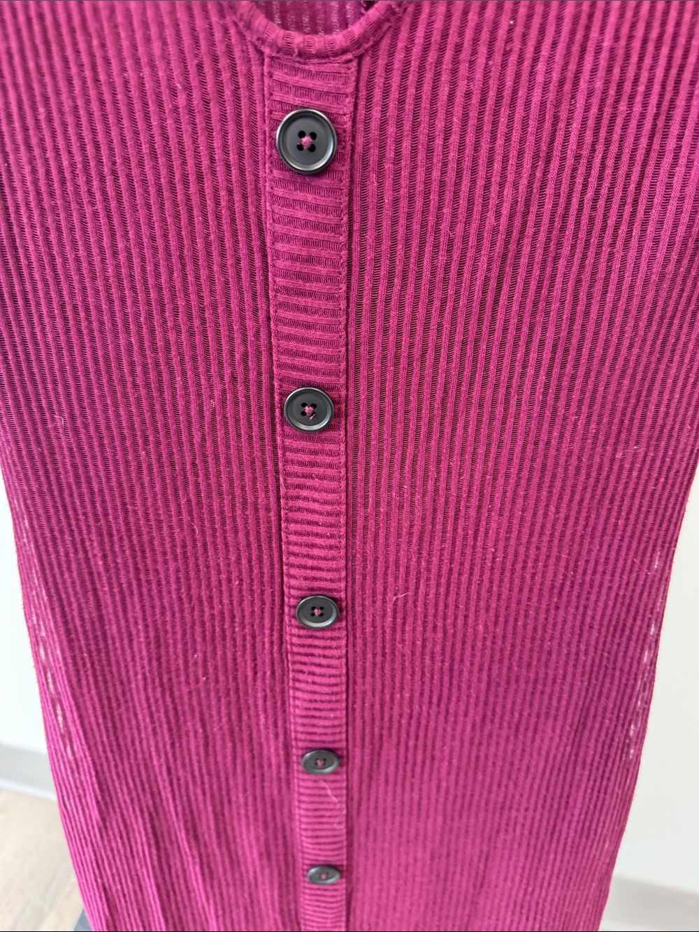 Express Plum Ribbed Button-Front Midi Dress - Picture 4 of 4